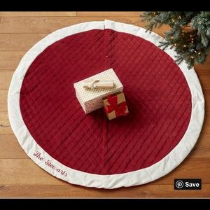 Pottery Barn Velvet Tree Skit